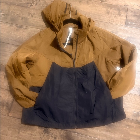 Lululemon Brown Windbreaker with Hood - Picture 1 of 3
